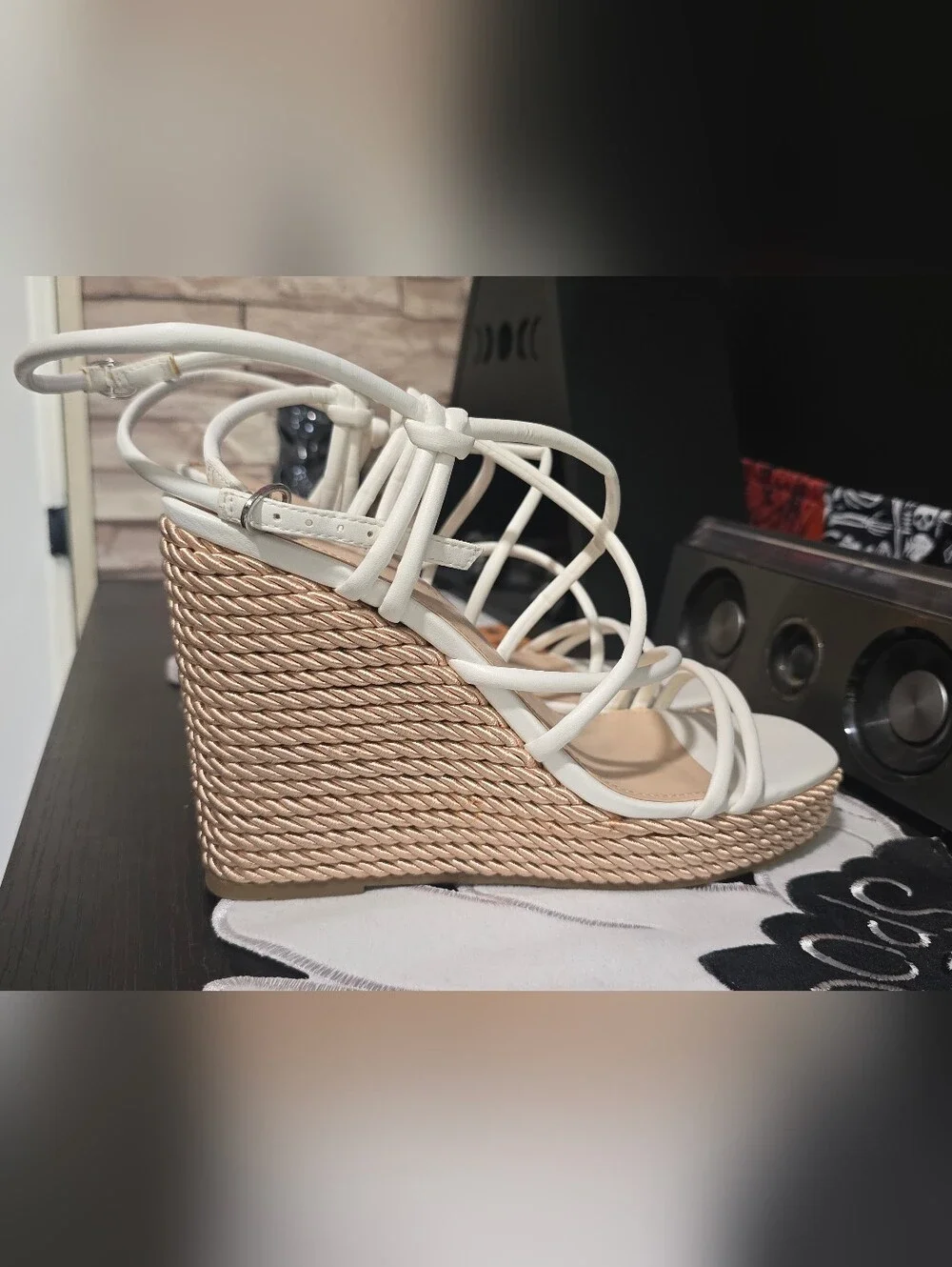 Marc Fisher Wedges Jute Wrapped Size 8 New